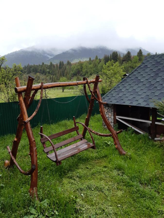 Sadyba U Anastasijky Synevyr Dış mekan fotoğraf